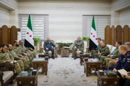 Suriye Savunma Bakanı, Şam'da üst düzey Rus heyetini kabul etti