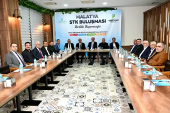  Belediye Başkanı Geçit'ten iş dünyasıyla ekonomik istişare toplantısı