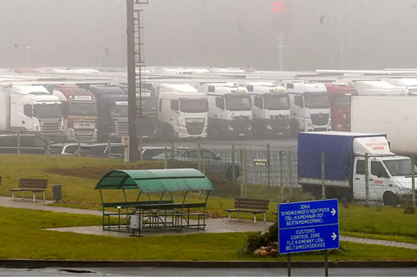 Litvanya, Belarus ile sınırını açmaya karar verdi