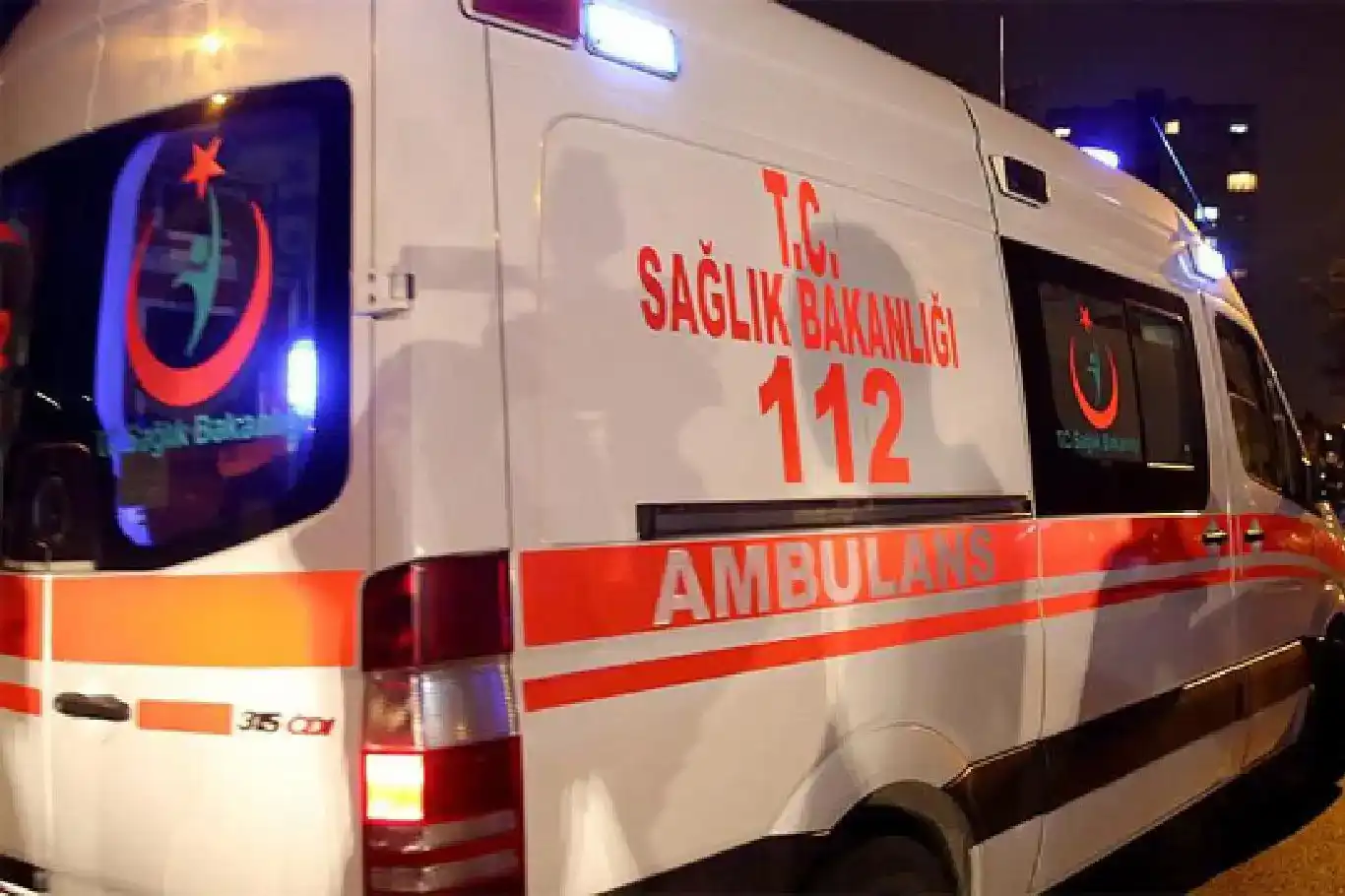 Hatay’da otomobil bariyerlere çarptı: Sürücü ağır yaralandı Hatay’da otomobil bariyerlere çarptı: Sürücü ağır yaralandı