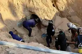 كتائب القسام تنتشل جثث 3 أسرى صهاينة بينهم الضابط أساف حمامي