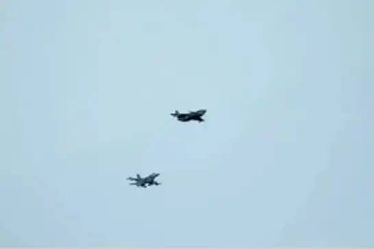 المسيرة التركية "بيرقدار قزل إلما" تنجح في اختبار محاكاة لمقاتلة "إف 16"