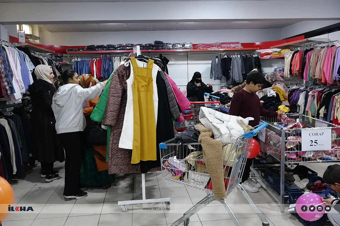 Hope Caravan provides winter clothing to thousands of children in Şanlıurfa