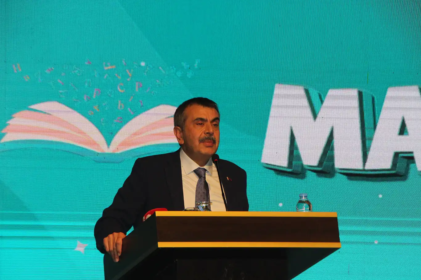 Bakan Tekin: Çocuklarımızın değerlerine bağlı olarak yetişmelerini istiyoruz