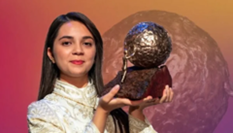 بانا العبد.. السورية التي نجت من حلب تفوز بجائزة السلام للأطفال