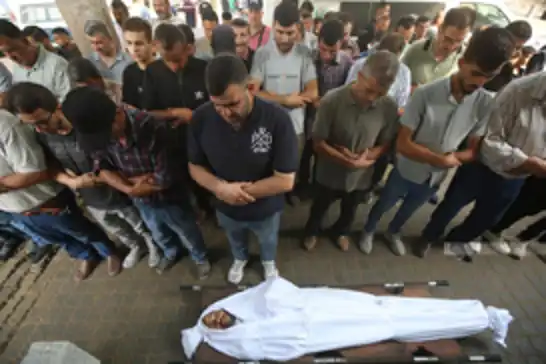 وزارة الصحة بغزة: ارتفاع عدد شهداء العدوان الإسرائيلي إلى 69733 شهيداً