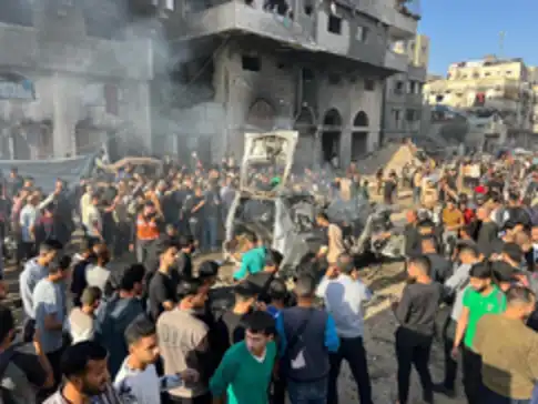 في خرق جديد لاتفاق وقف إطلاق النار.. 5 شهداء باستهداف مركبة بحي الرمال بغزة