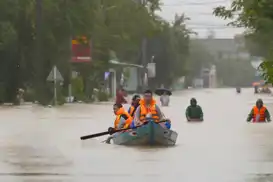 فيتنام: ارتفاع حصيلة ضحايا الفيضانات إلى 90 قتيلاً و12 مفقوداً مع استمرار عمليات البحث