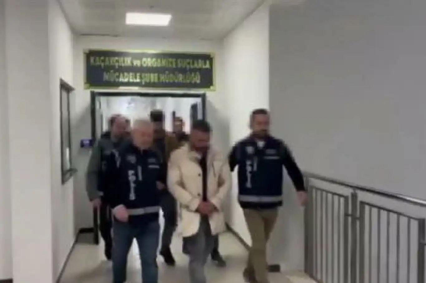 Kocaeli’de silah kaçakçılığı operasyonu: 3 gözaltı