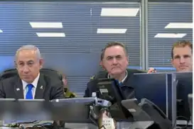 تقارير صحفية: نتنياهو يدرس إقالة الوزير يسرائيل كاتس وتعيين غدعون ساعر خلفاً له