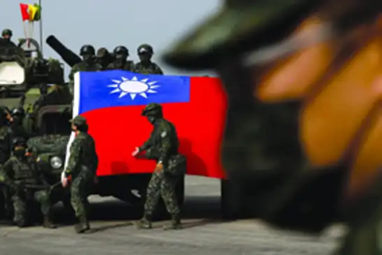 الصين تهدد بسحق أي تدخل أجنبي في تايوان وسط تعزيزات عسكرية يابانية وتايوانية