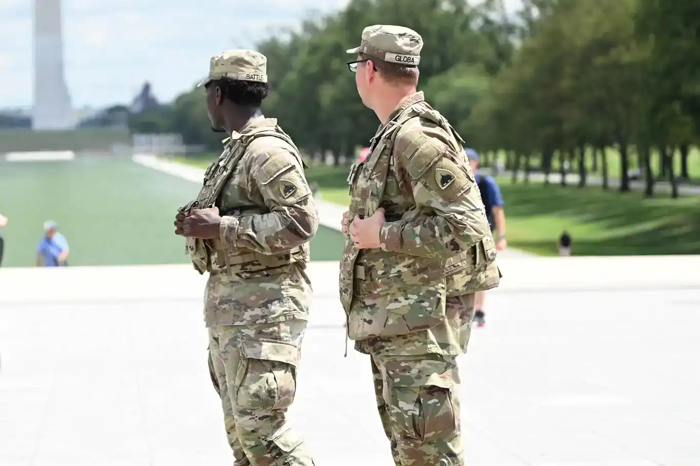 إصابة عنصرين من الحرس الوطني الأميركي بإطلاق نار