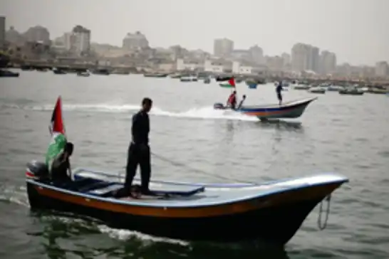 یەکێتی ماسیگرانی غەززە: زیاتر لە هەزار و ٩٥٠ بەلەم لەناوچوون، ٩٧ لەسەدی ماسیگرەکان بێکارن