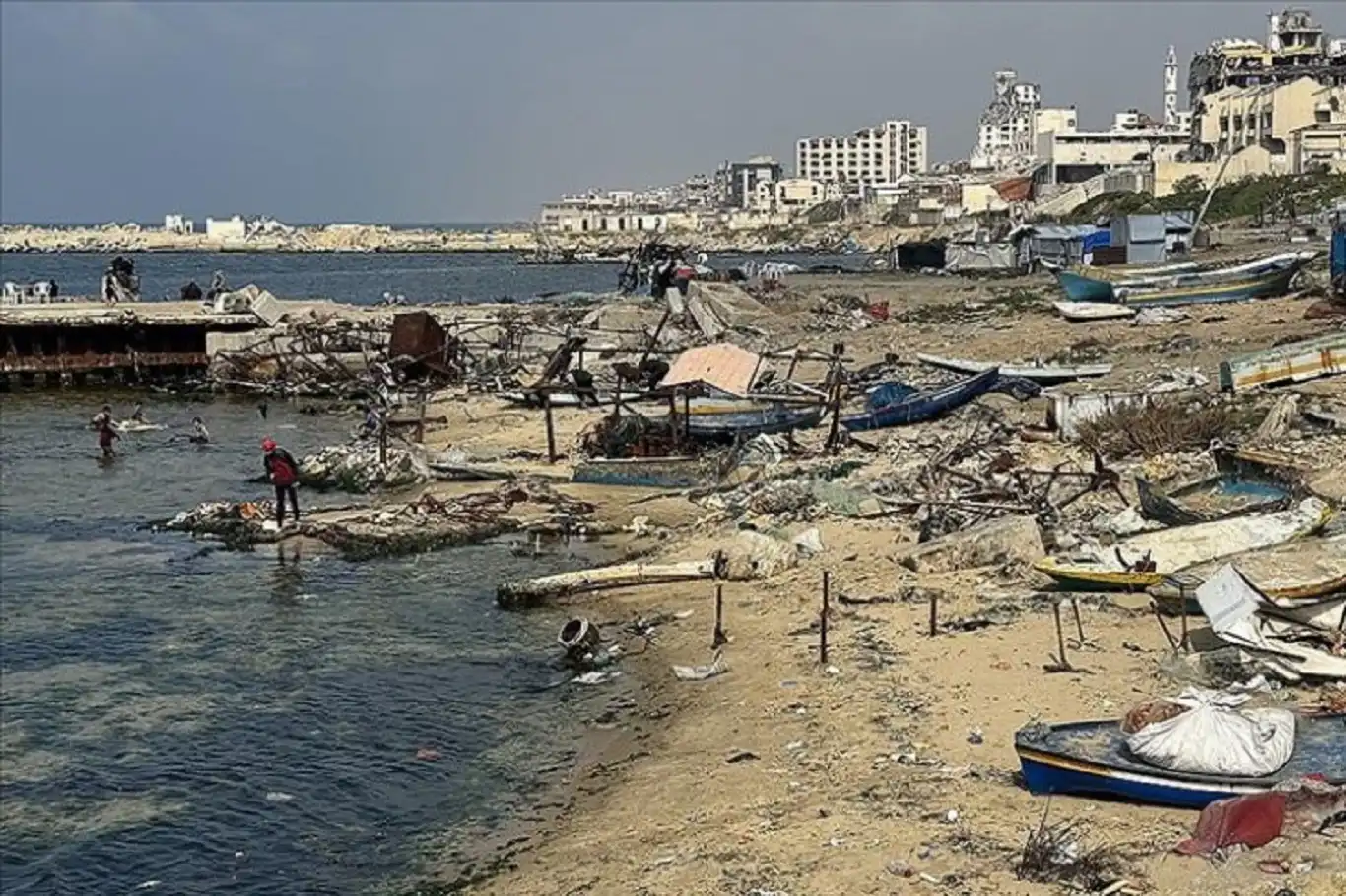 تدمير أكثر من 1950 قارباً في غزة و97% من الصيادين باتوا بلا عمل