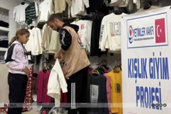 Orphans Foundation distributes winter clothing to children in Gaza