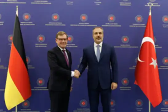 وزير الخارجية التركي "فيدان" يزور ألمانيا غداً بدعوة رسمية