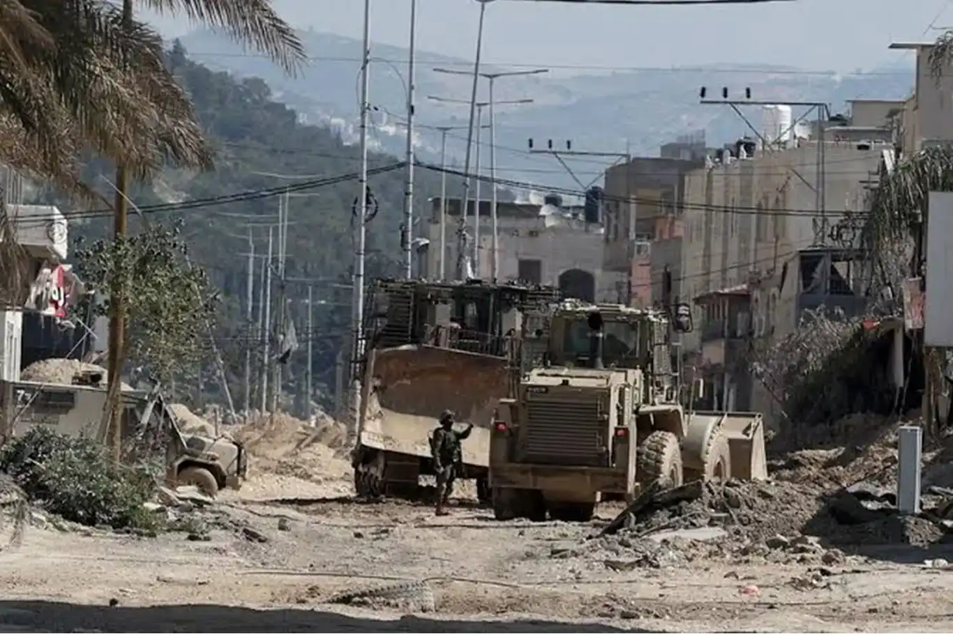 Israeli forces continue attacks on Tubas for third consecutive day