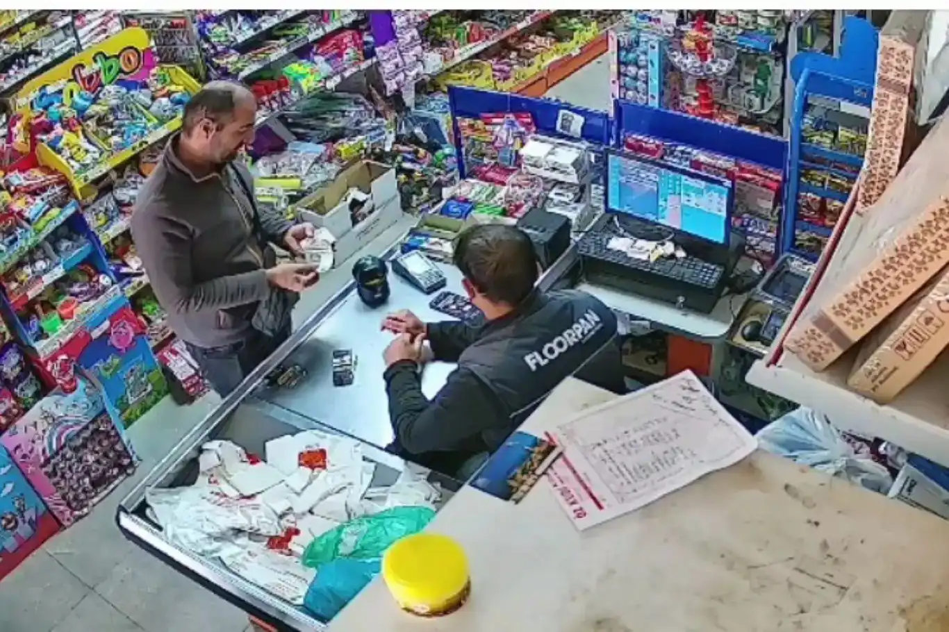 Daxuyaniya cîranê ku di qetlîama malbata Mêrdînê de hatibû girtin eşkere bû