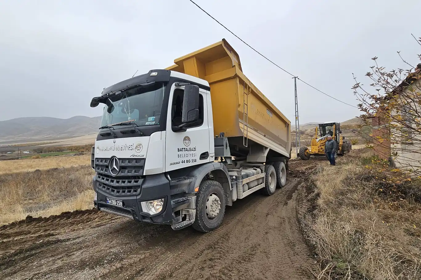 Battalgazi'de belediye hizmetleri planlı şekilde devam ediyor