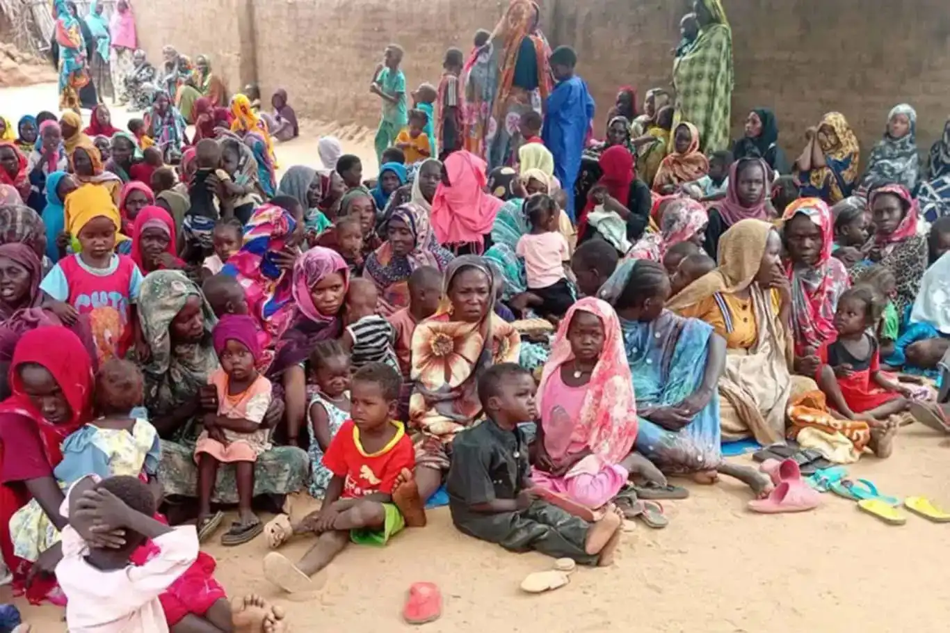 Şer û pevçûn li Sûdanê berdewam dike: Ji Bakurê Kurdistanê û Faşîr koçberiya girseyî