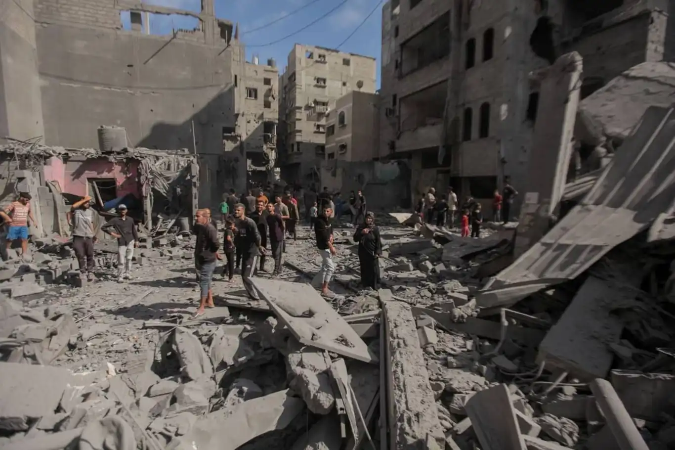 İşgalciler ateşkes boyunca Gazze'de 240 kişiyi şehit etti