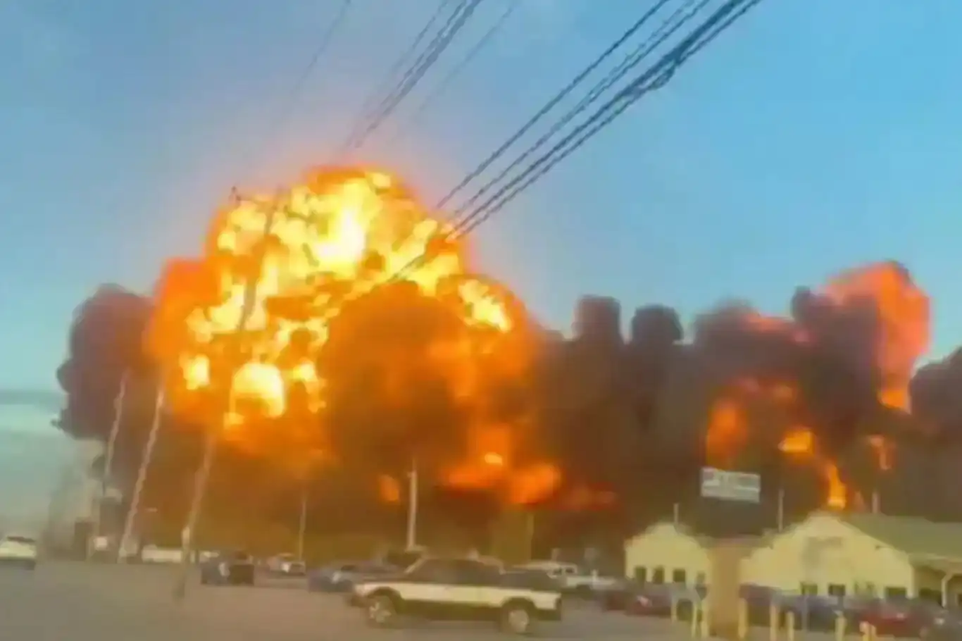 Li Emrîkayê balafira kargoyê ket xwarê: 7 mirî, 11 birîndar