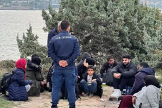 İzmir’de 17 düzensiz göçmen yakalandı