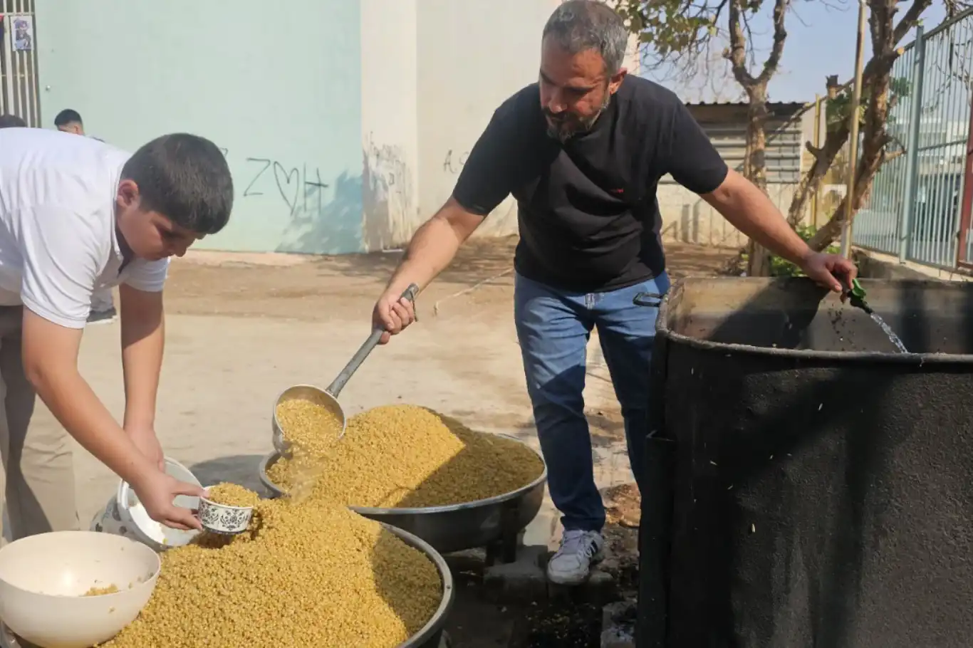Mardin’de Filistin temalı geleneksel Danük Festivali düzenlendi