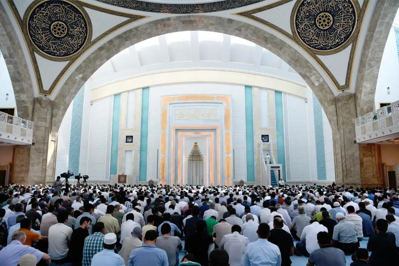 Cuma hutbesi: Vefa imandandır