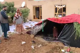 Afganistan'daki deprem mağdurları, yaygın yıkımın ortasında barınak ve destek arıyor