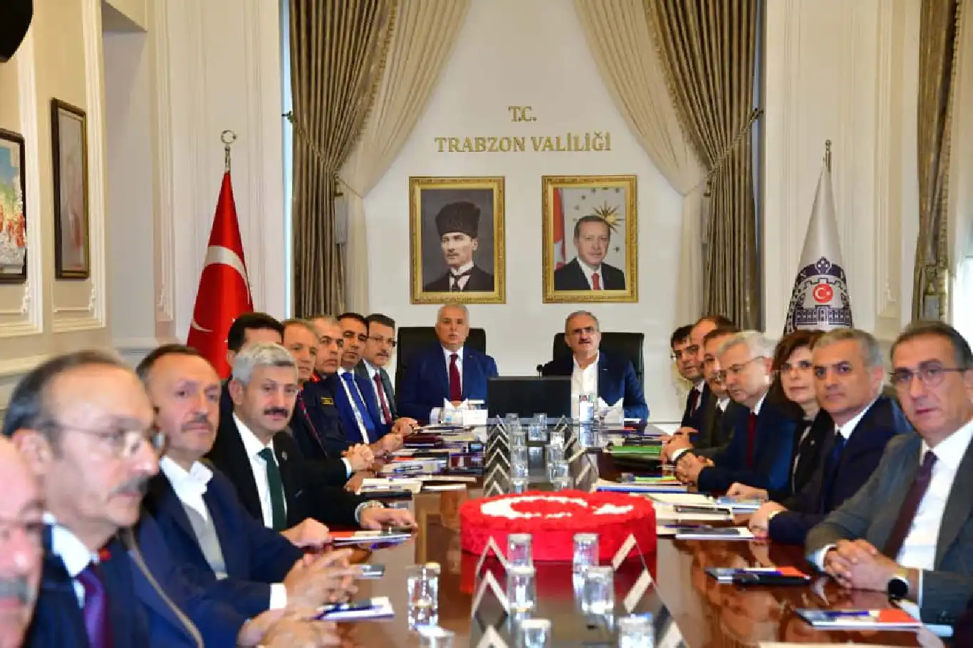 Trabzon’da sahipsiz hayvanların durumu masaya yatırıldı