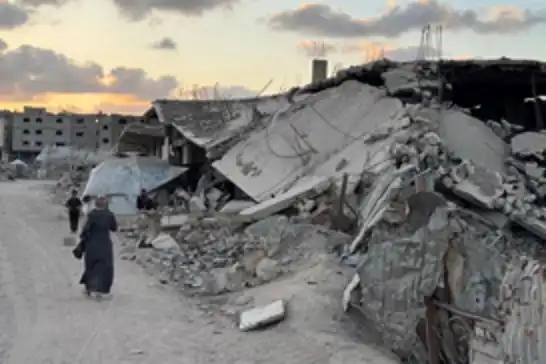 فايننشال تايمز: الدول العربية ترفض خطة إعمار غزة بالشروط الأمريكية