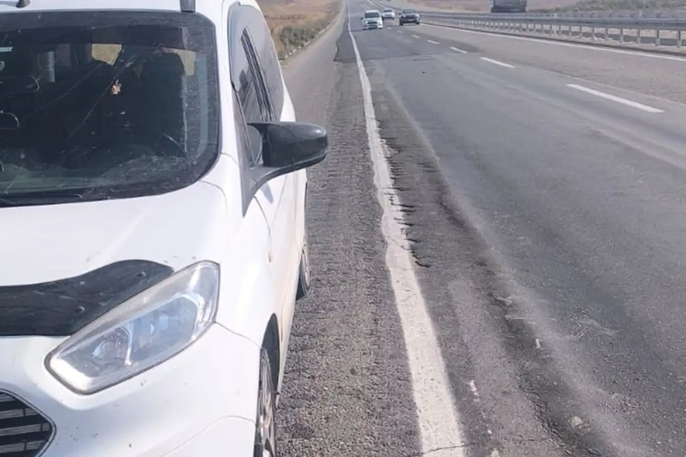 Batman-Bismil yolunda tırtıklı asfalt sürücüleri mağdur ediyor