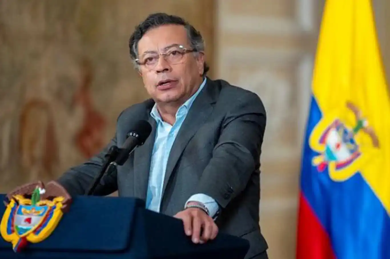 رئيس كولومبيا بيترو: ما يحدث في غزة تجربة وحشية للقوة تستهدف العالم بأسره