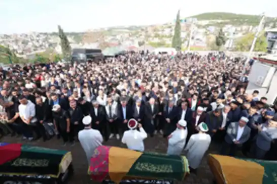 تشييع جثامين ضحايا حريق مصنع مستحضرات التجميل في كوجايلي