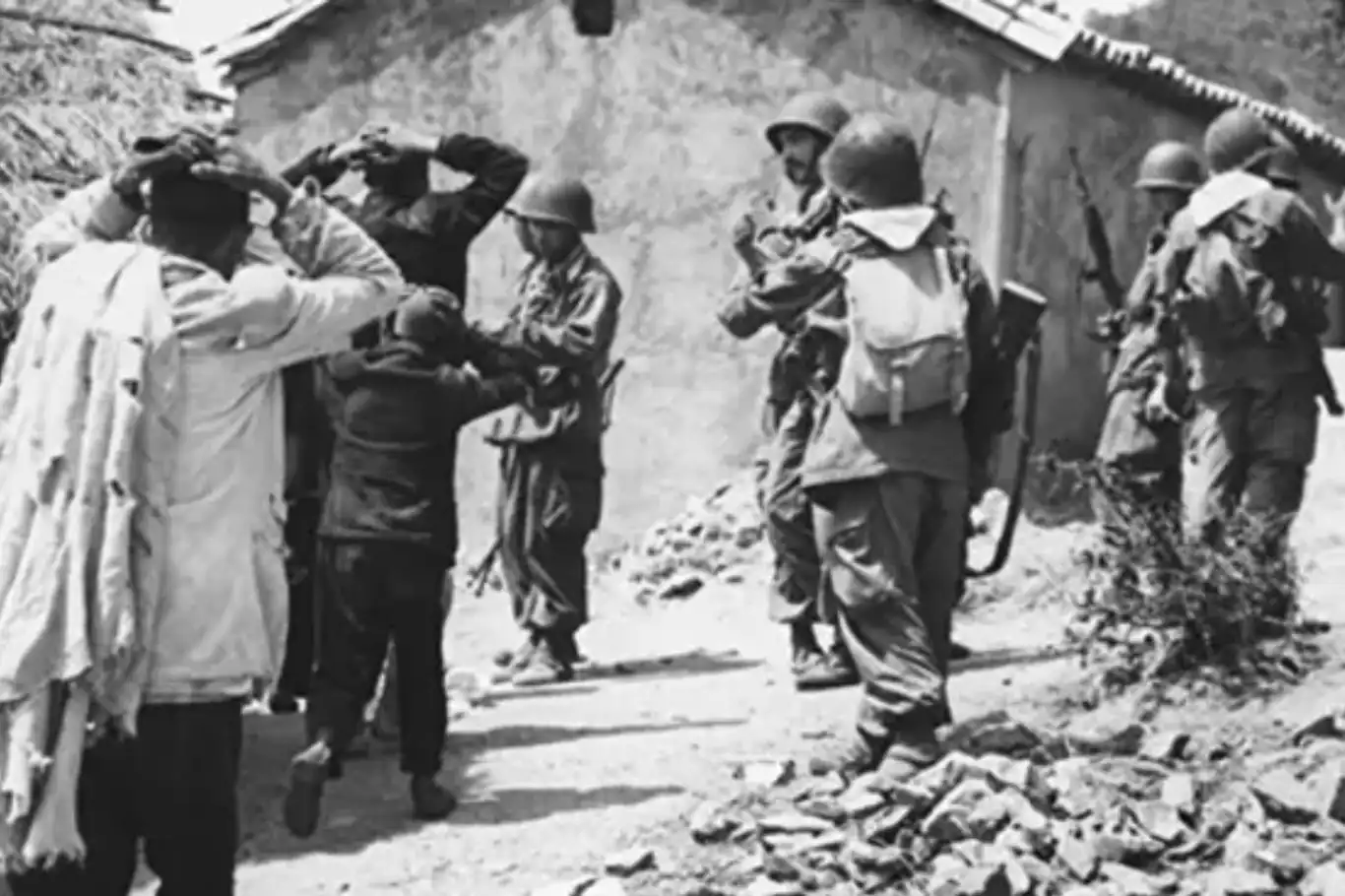 عطاف: "إفريقيا ما تزال تدفع ثمن الاستعمار… وحان وقت المحاسبة"