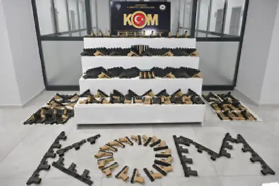 Adıyaman'da bin adet tabanca ele geçirildi