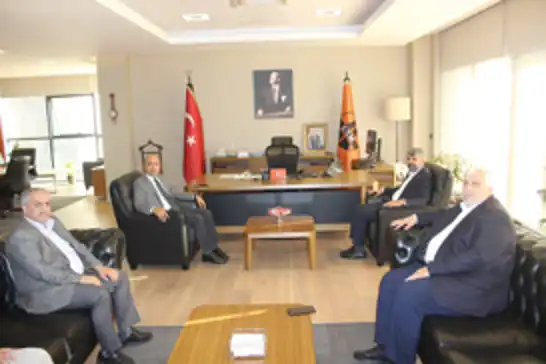 HÜDA PAR Milletvekili Dinç'ten Mersin'de temaslar