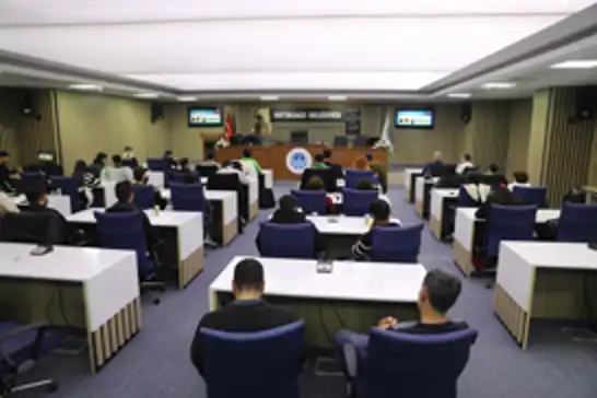 Battalgazi’de gençlik çalışmaları öğrencilerle istişare edildi