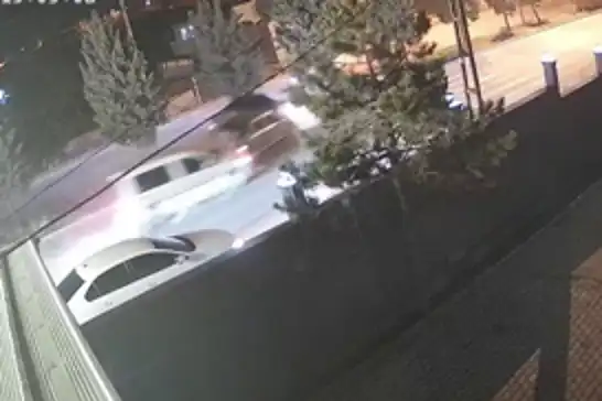 Malatya'da 6 kişinin yaralandığı zincirleme trafik kazası güvenlik kamerasında