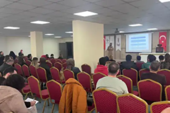 Okulda diyabetli öğrencilere güvenli ortam için öğretmenlere eğitim verildi