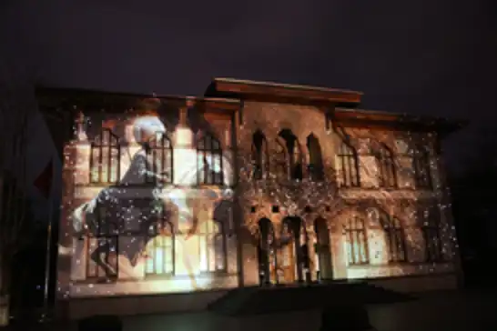 Konya’da Şeb-i Arus etkinlikleri için "video mapping" gösterisi yapıldı