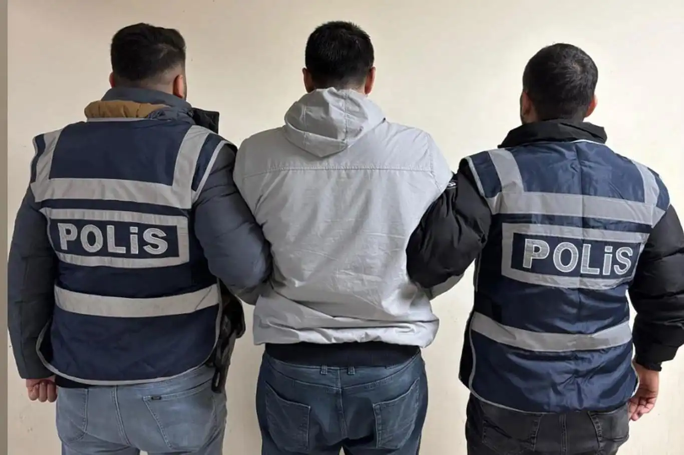 Gaziantep'te aranan 2 şüpheli yakalandı