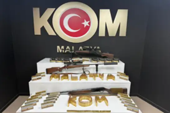 Malatya'da çok sayıda silah ele geçirildi: 2 gözaltı 