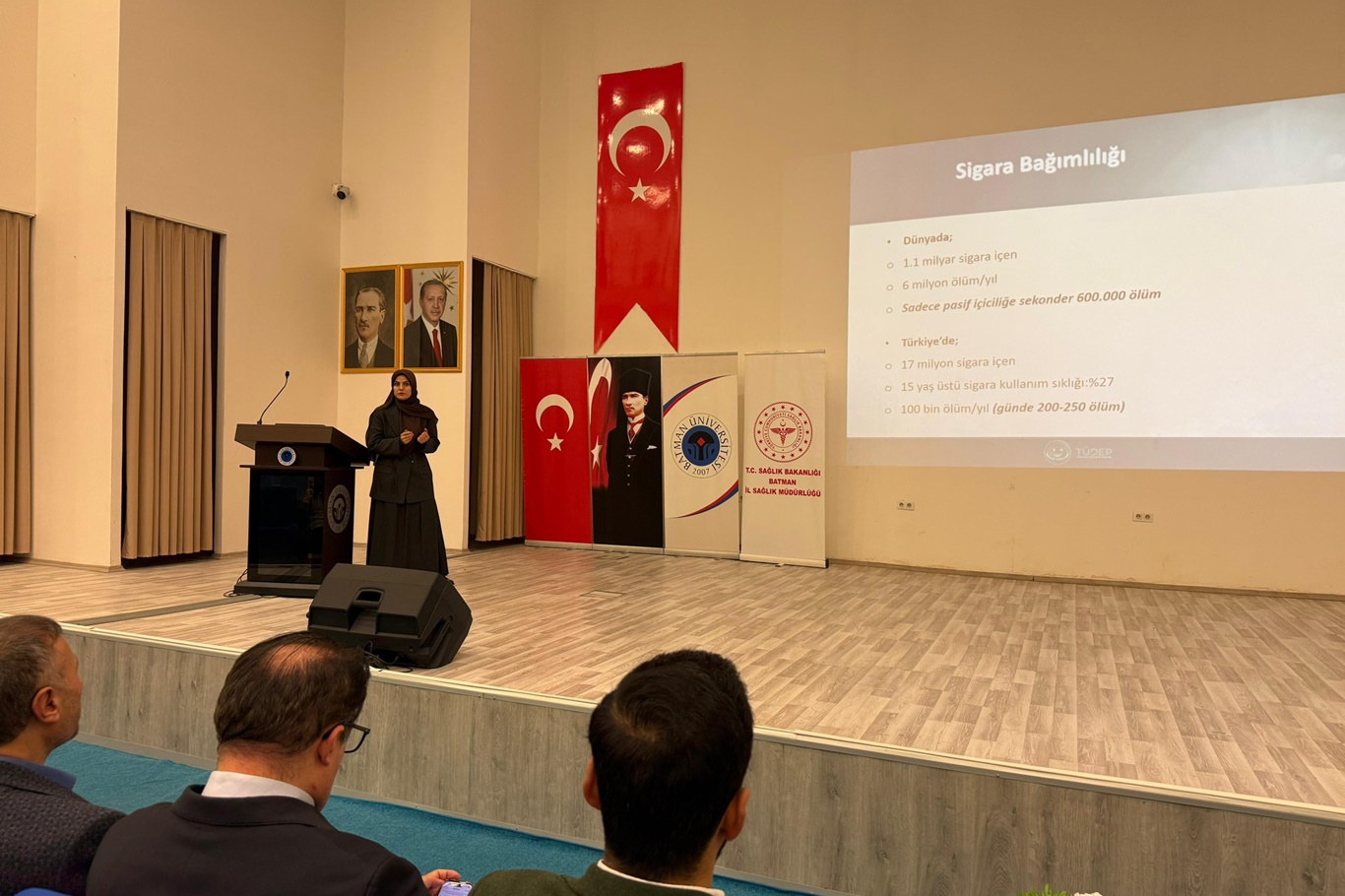 Batman'da tütün ürünlerinin sağlık üzerindeki etkilerine ilişkin seminer düzenlendi