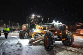 Erzincan’da kar ve tipi nedeniyle bazı yollar ulaşıma kapandı
