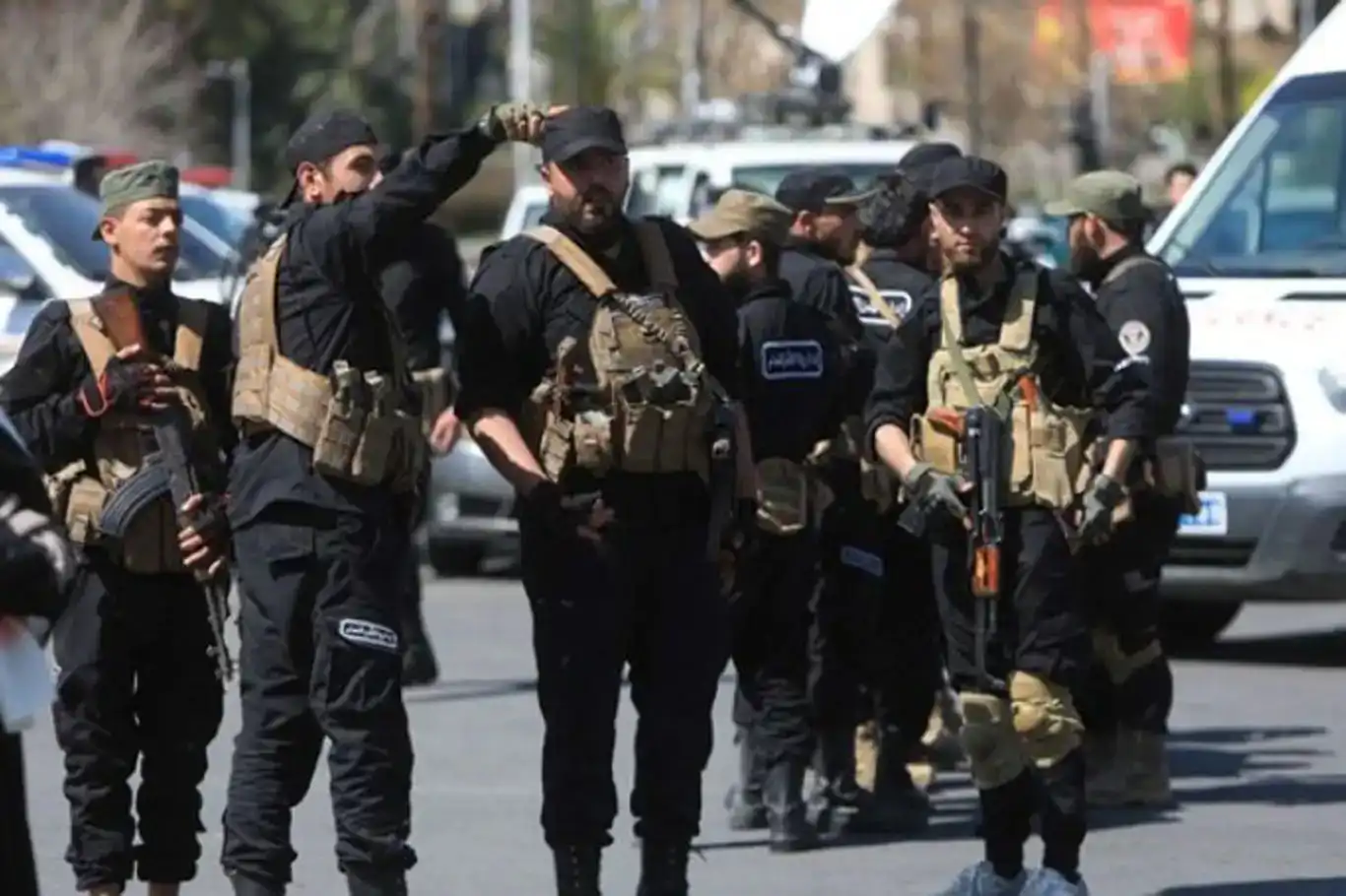 السويداء: استهداف آلية عسكرية للأمن الداخلي ورسالة “ردّ قاسٍ” من قوات الأمن