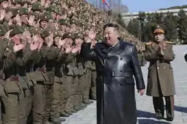 كيم جونغ أون يستقبل وحدة عسكرية عائدة من روسيا بعد مهمة في حرب أوكرانيا