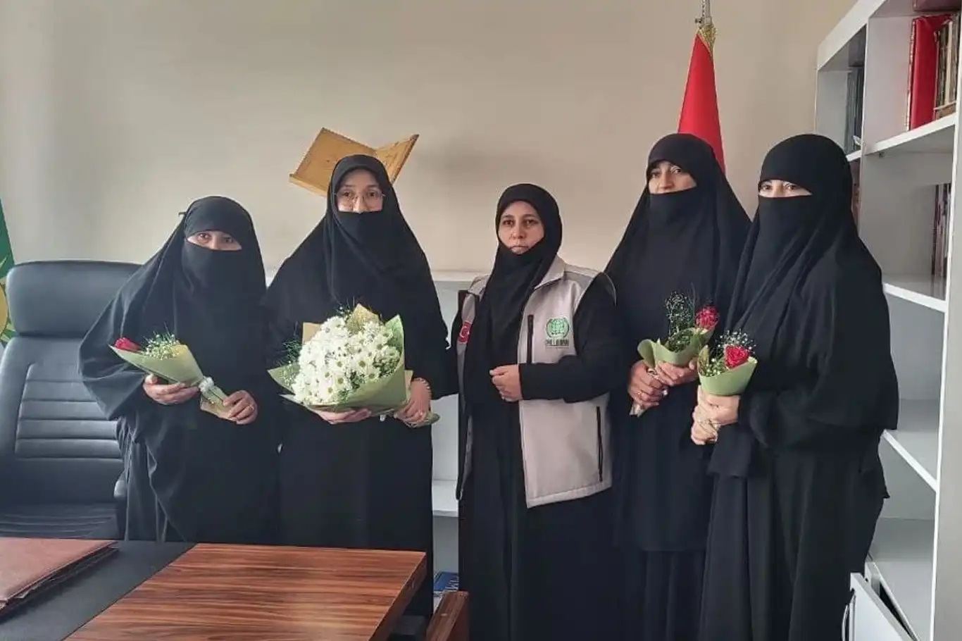 Umut Kervanı Kadın Komisyonu’ndan HÜDA PAR Van Kadın Kolları'na "Hayırlı olsun" ziyareti