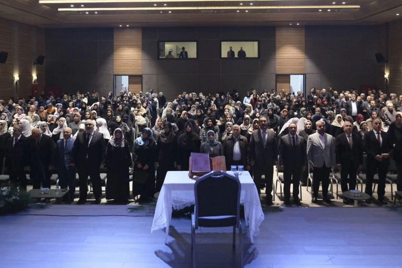 Bursa’da hafızlığını tamamlayan 59 öğrenci için icazet tören yapıldı